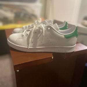 ADIDAS STAN SMITH